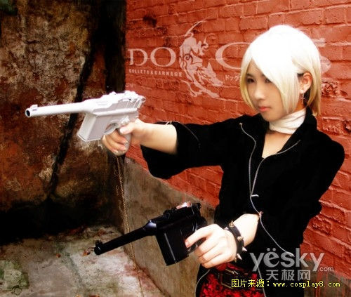 《狗-DOGS-》白发＋眼罩君COSPLAY