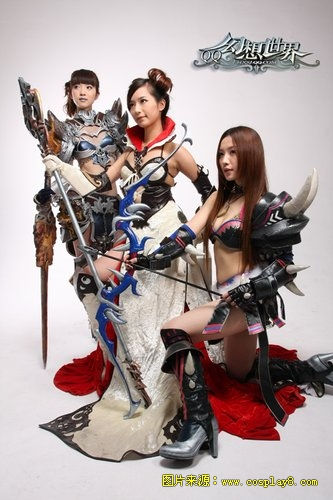 《QQ幻想世界》美女coser惊艳嘉年华