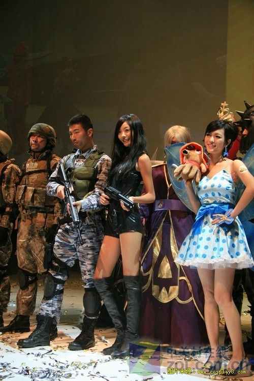 腾讯嘉年华2009现场COSPLAY照片井喷 