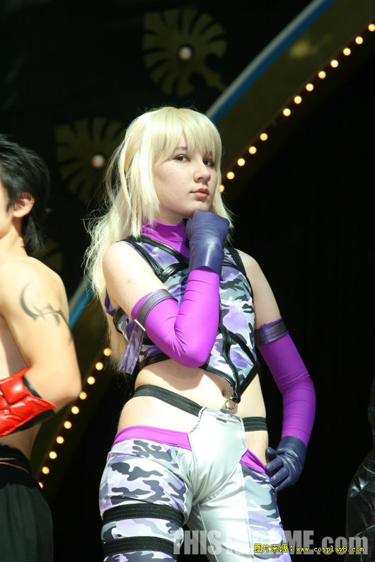 韩国年度Xbox360邀请赛COSPLAY照