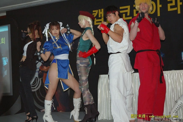 《超级街霸4》韩国宣传活动Cosplay秀