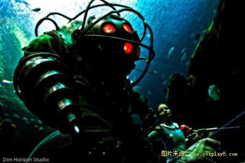 【11.24】极度逼真的《BioShock》Cosplay真人秀 
