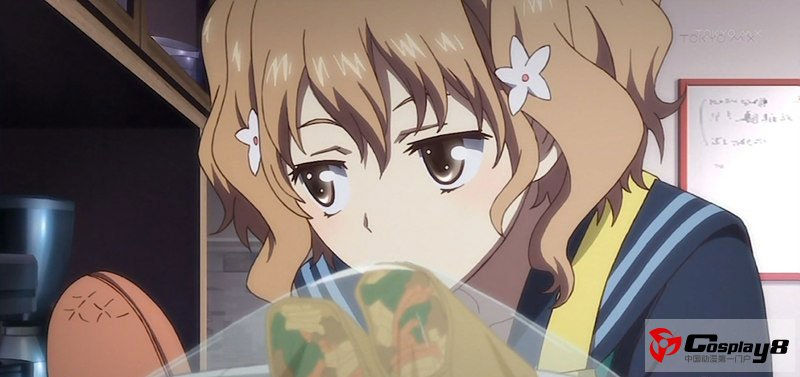 鲜花绽放的色泽
