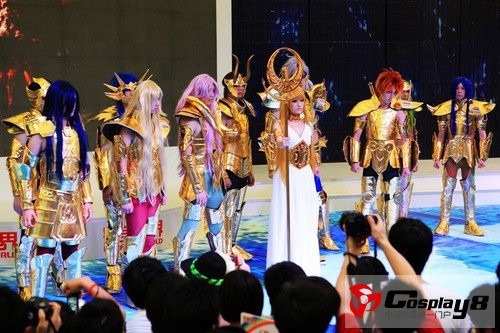 《圣斗士》Cosplay coser轮番上阵完美展台