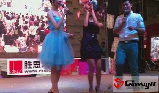 嫩模吕婉柔ChinaJoy遭袭击 肇事者竟是情敌大S的粉丝