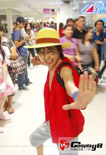 《海贼王》各版路飞Cosplay大集合 