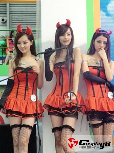 CJ余热还没有散尽 嘉年华美女再掀波澜