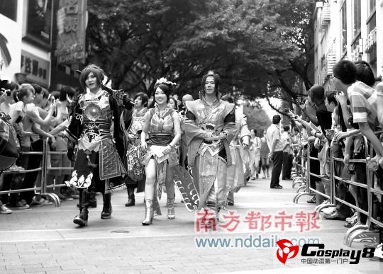 动漫走街头老广睇个够