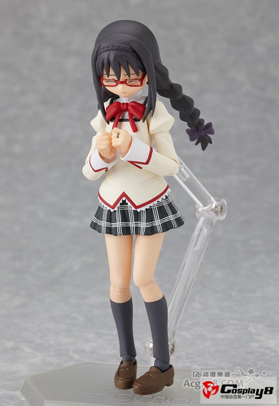 奸笑社就公布手办展WF2012的会场限定品