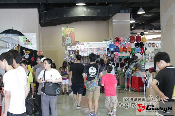 YACA五一漫展现场周边与摊位巡游