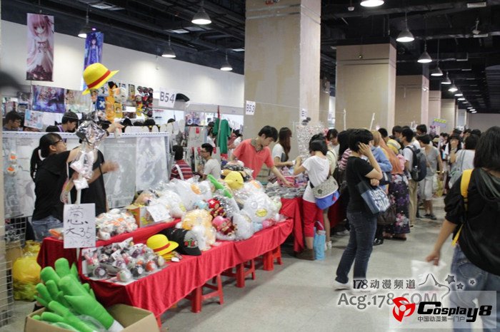 YACA五一漫展现场周边与摊位巡游