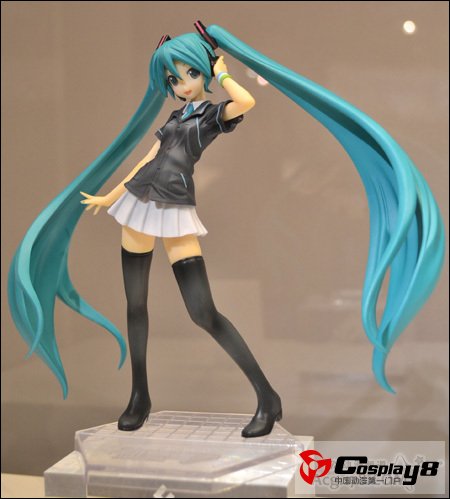 “Happy彩票”奖品FamilyMart版初音未来手办