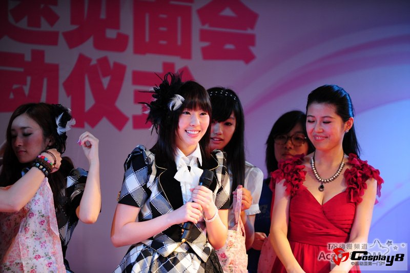 日本国民偶像天团AKB48成员见面会