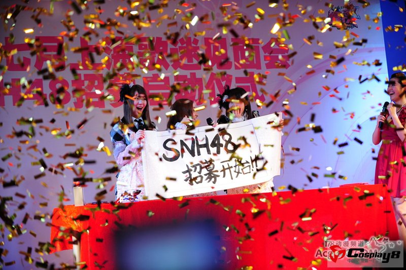 日本国民偶像天团AKB48成员见面会