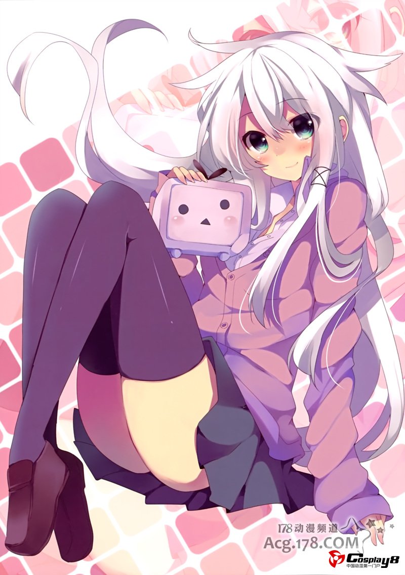 C82美少女插图本《黑发VS白发》
