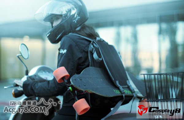 国外超便利短途移动《Boosted Boards》亮相
