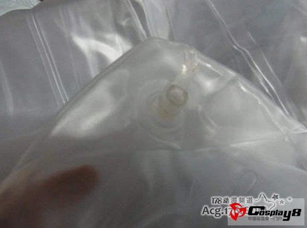 11区推出十分和谐的充气式抱枕 宅男好福利