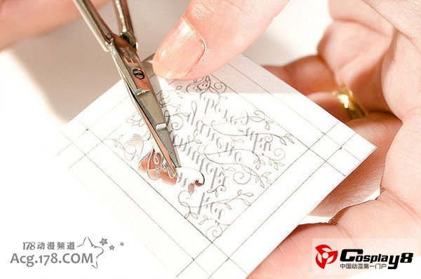 11区阿宅制作各种动漫人物的“切绘”