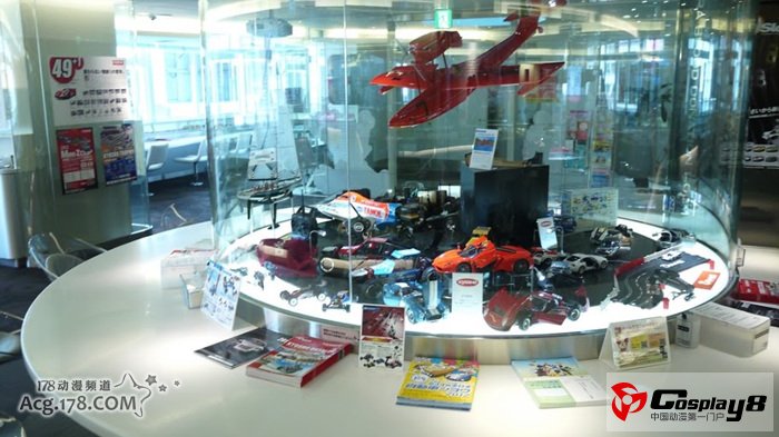 C83现场献血者将获限定版献血撒必死海报