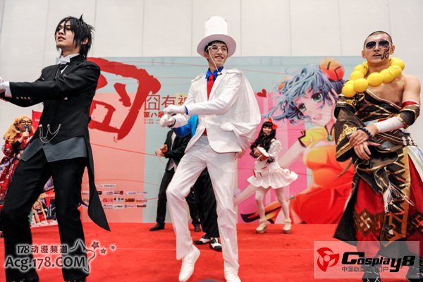 囧囧有神同人祭观众演出和伪娘真爷们大赛火爆