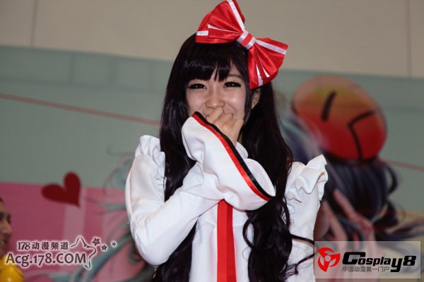 囧囧有神同人祭观众演出和伪娘真爷们大赛火爆