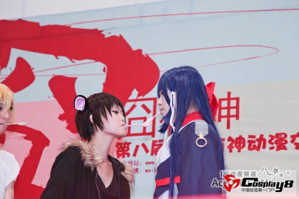 囧囧有神同人祭观众演出和伪娘真爷们大赛火爆