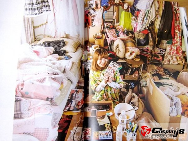 女性御宅房间主题写真集《堕落部屋》
