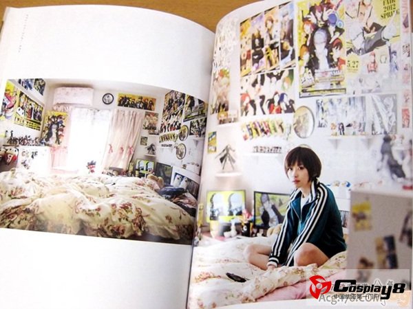 女性御宅房间主题写真集《堕落部屋》
