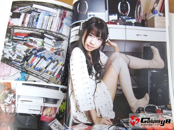 女性御宅房间主题写真集《堕落部屋》