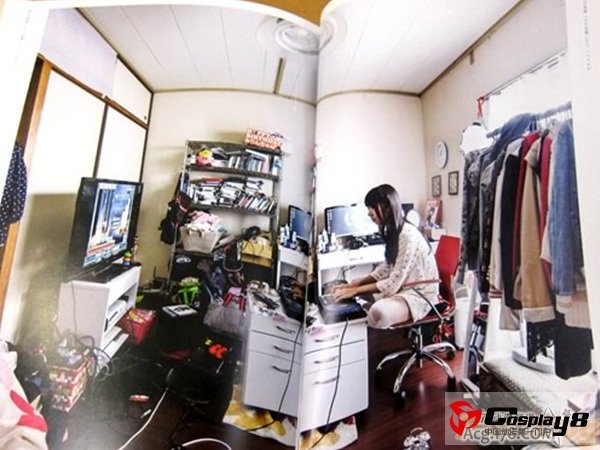 女性御宅房间主题写真集《堕落部屋》