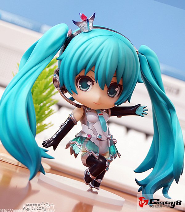 奸笑社披露赛车初音未来粘土人造型